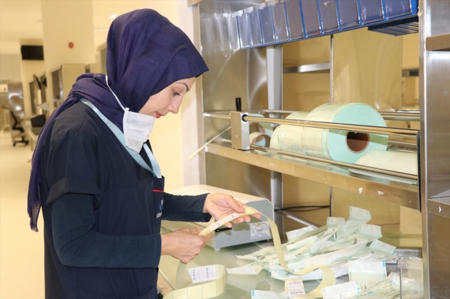 Adana şehir hastanesinde cerrahi aletlere "karekod"lu takip